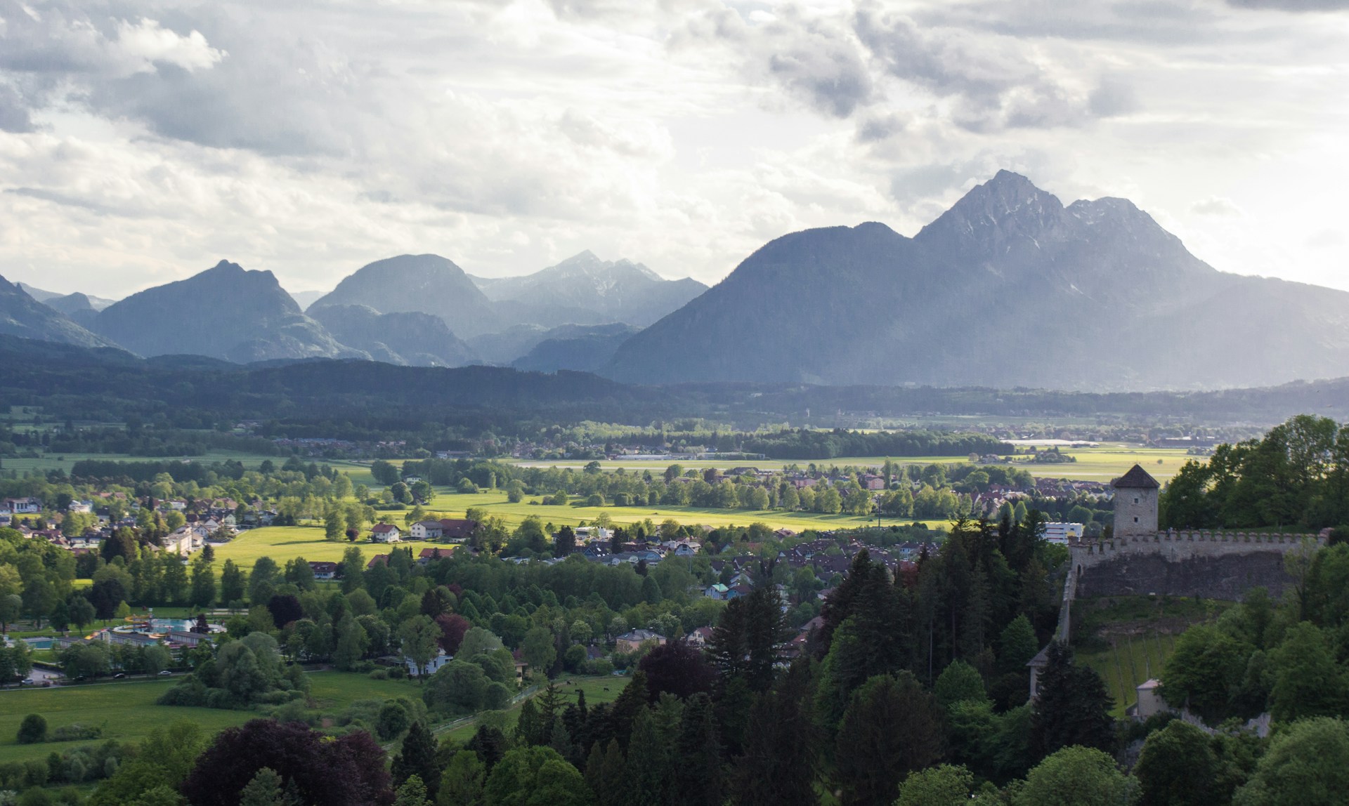 Salzburg bei Regen: Wellness, Kulinarik und mehr für graue Tage